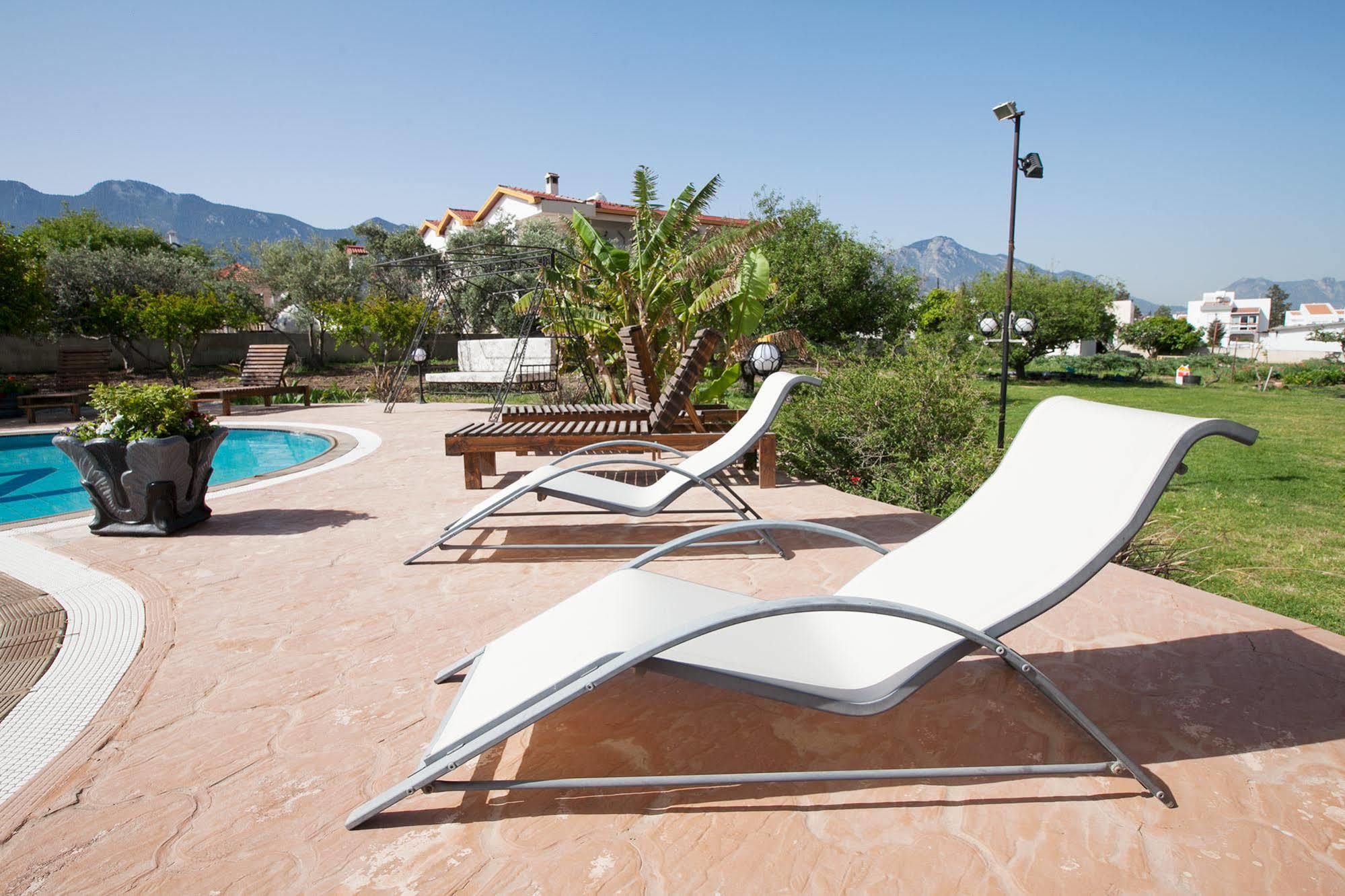 Meryem'S Hotel Agios Epiktitos Εξωτερικό φωτογραφία